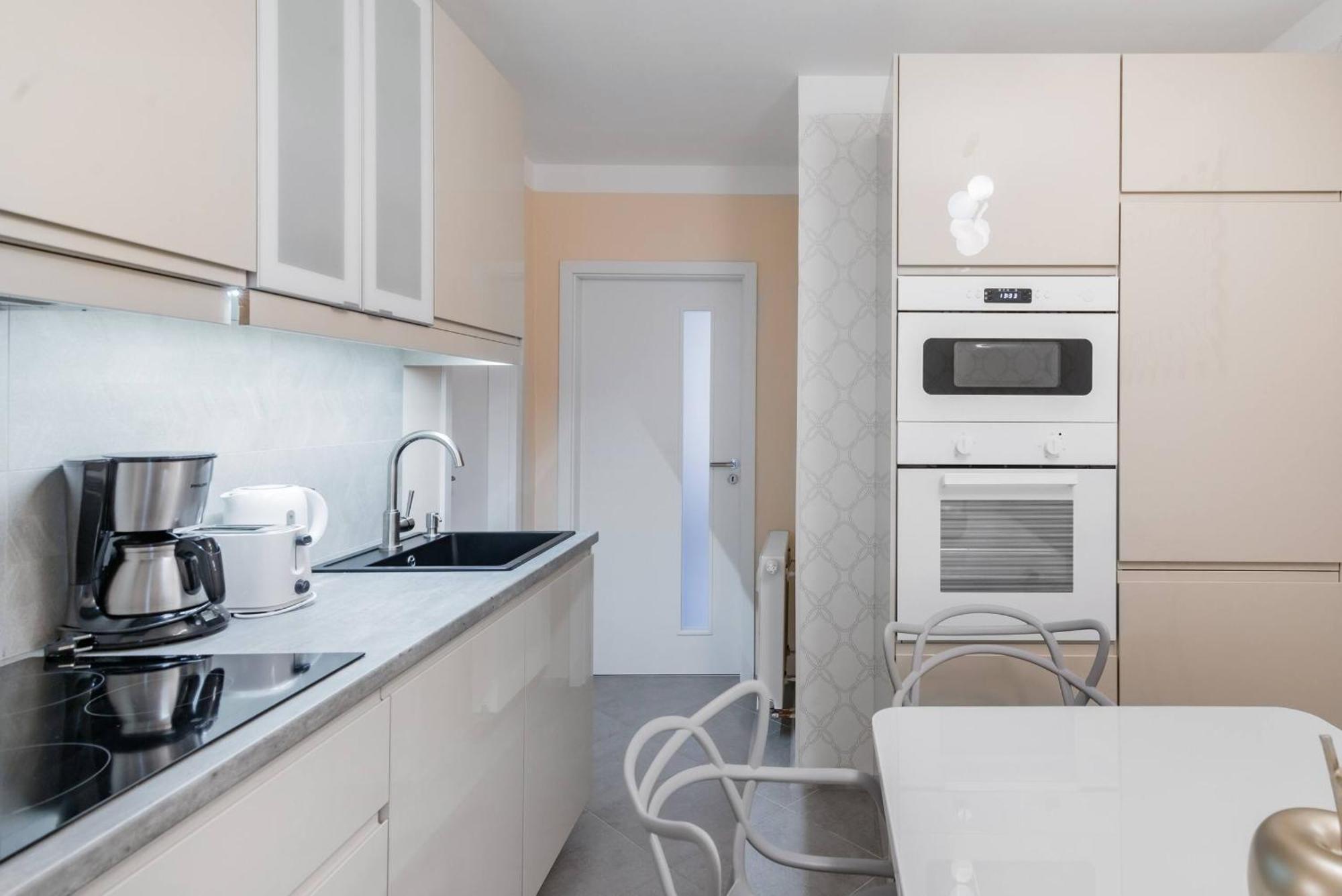 Pastel Art Deco 3Bdr Ruterra Apt Prag Eksteriør billede
