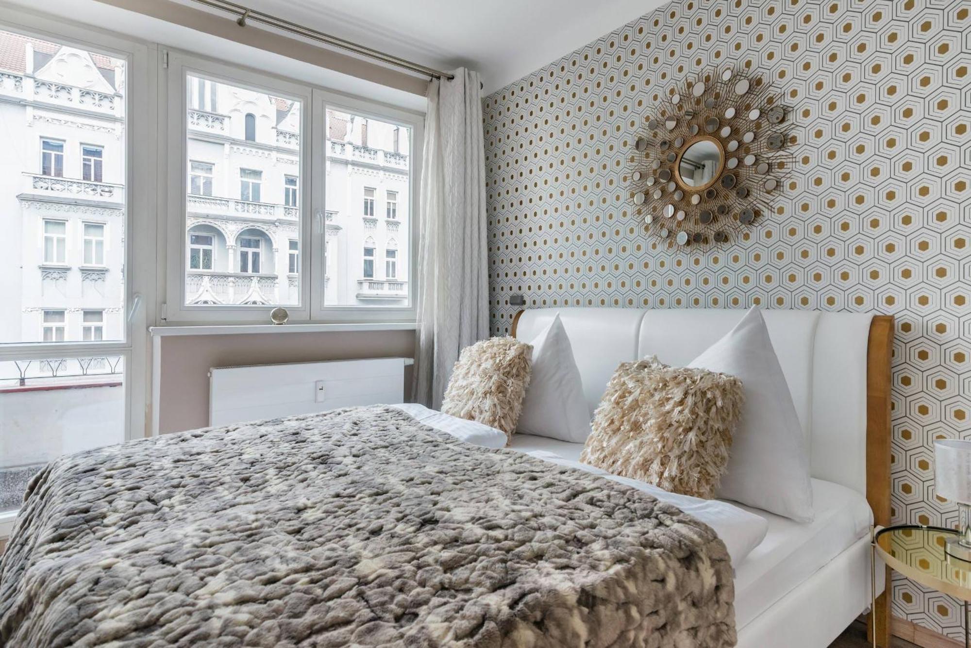 Pastel Art Deco 3Bdr Ruterra Apt Prag Eksteriør billede