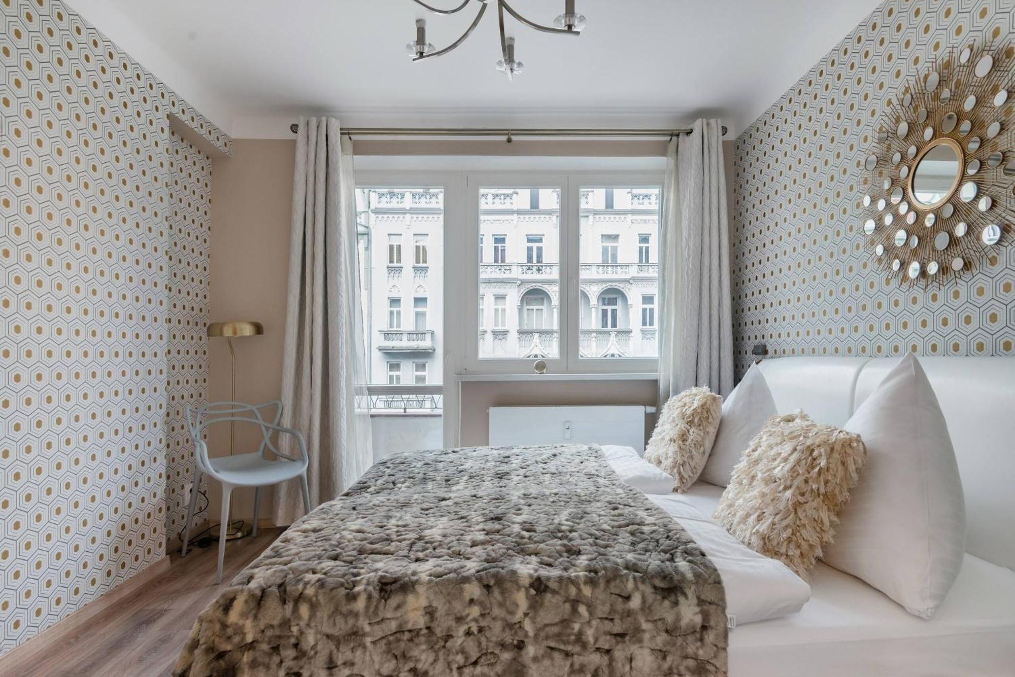 Pastel Art Deco 3Bdr Ruterra Apt Prag Eksteriør billede